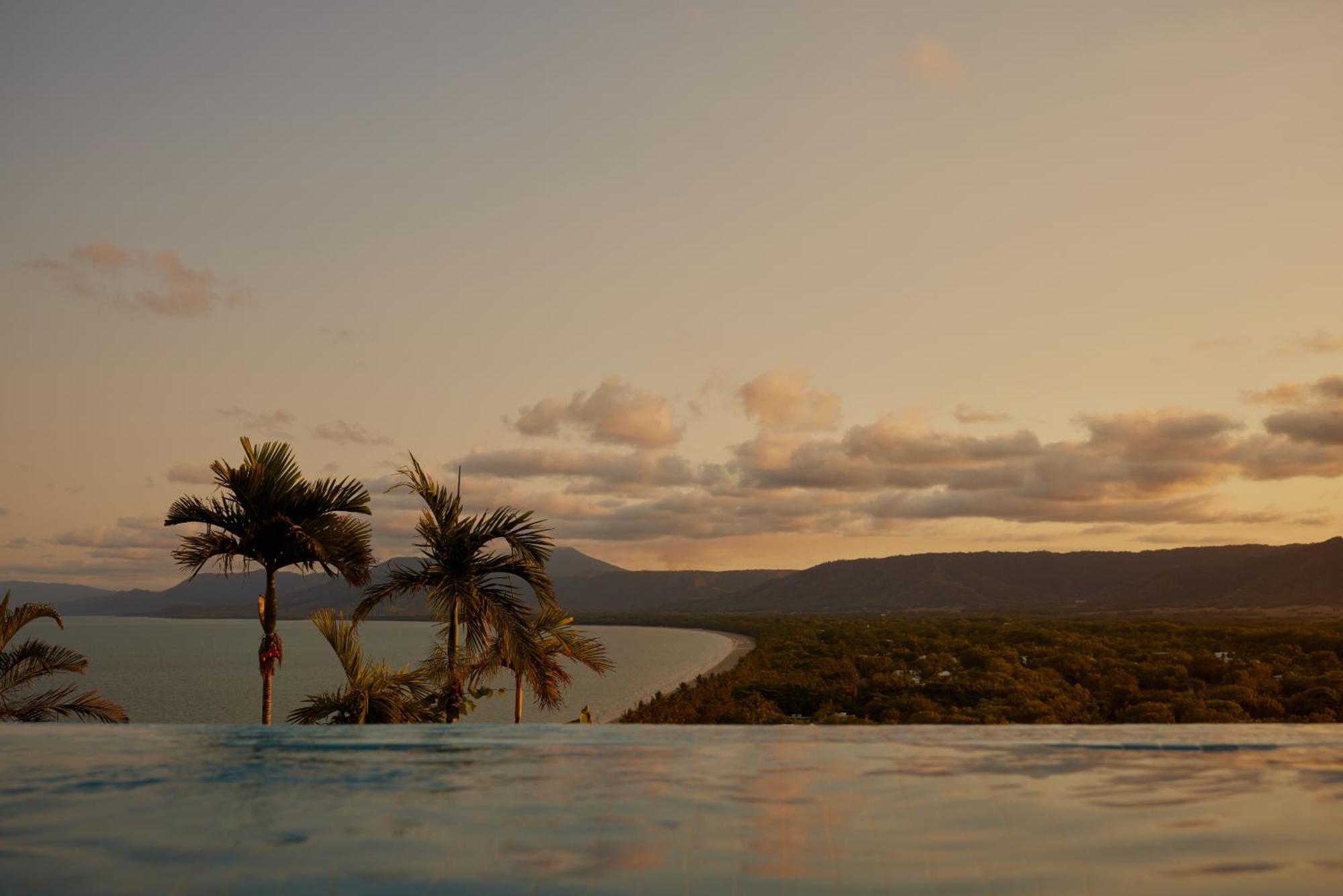 'The Edge' Unique Luxury Experience Villa Port Douglas Bagian luar foto